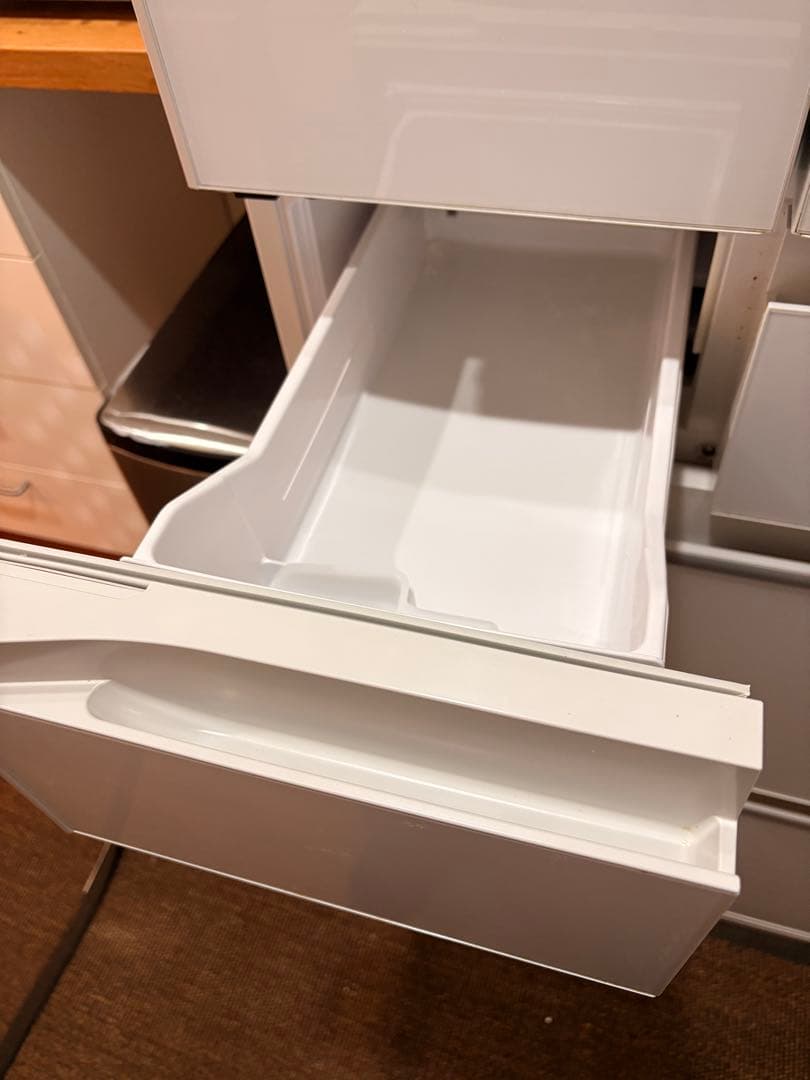 メゾンラボ⭐︎　日立 冷蔵庫 R-HW52N(XW) 520L 2020年製