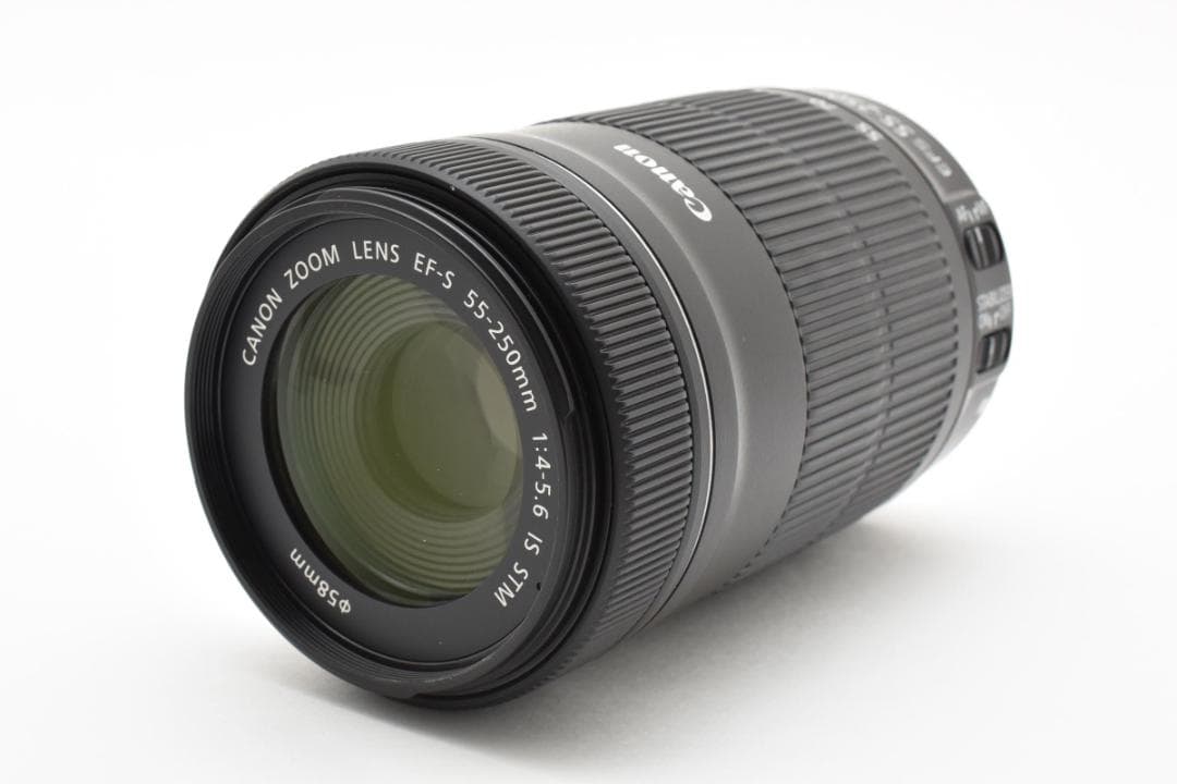 キャノン　Canon EF-S 55-250 F4-5.6 IS STM
