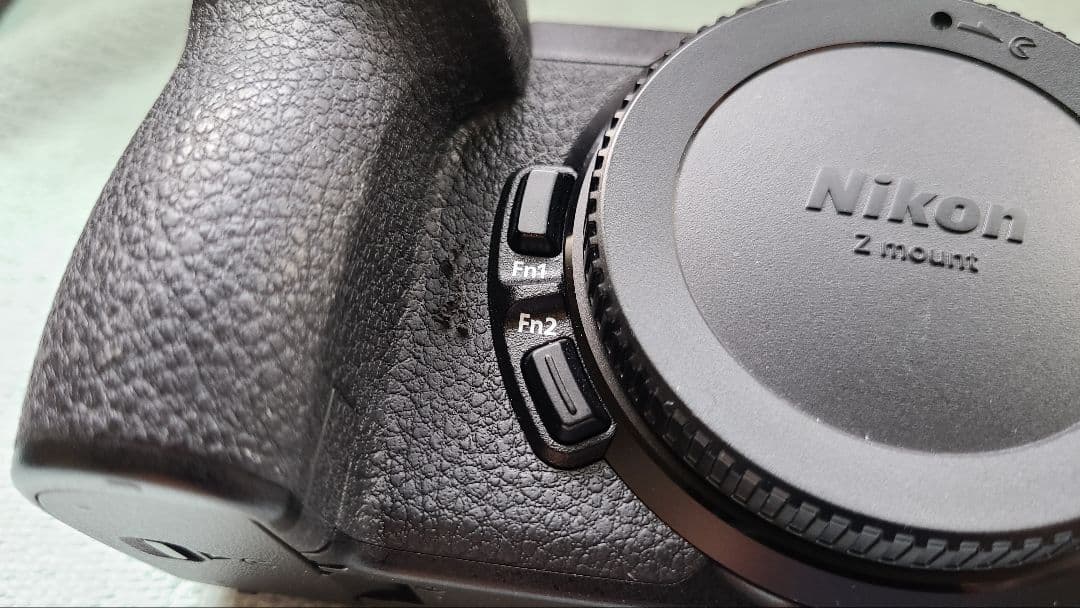 ニコン NIKON Z6 ボディ シャッター2200回 美品