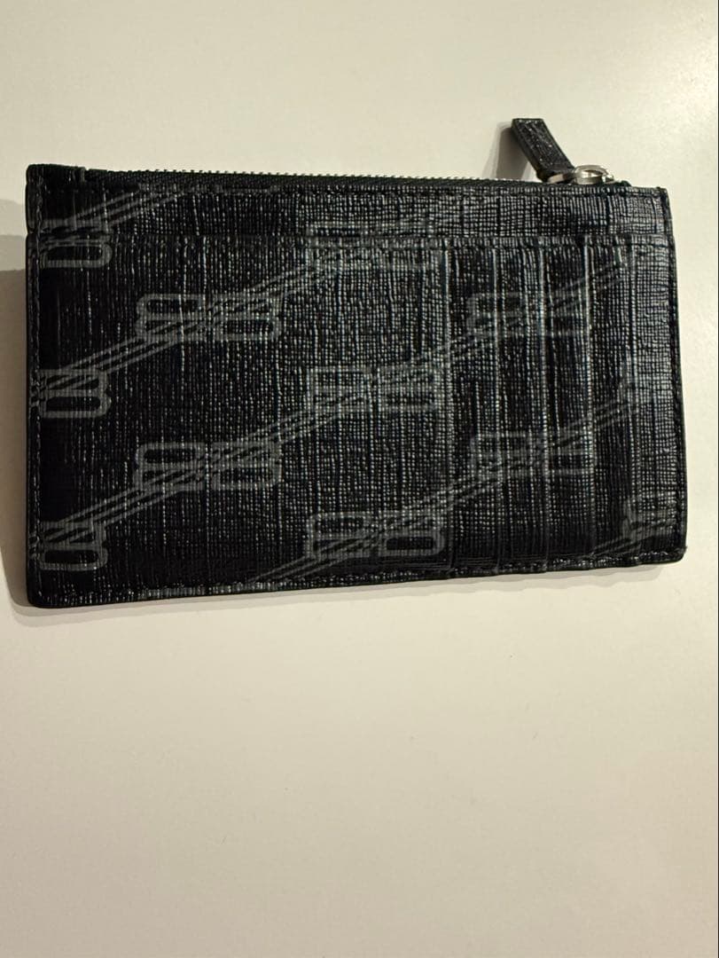 BALENCIAGA ブラックケース