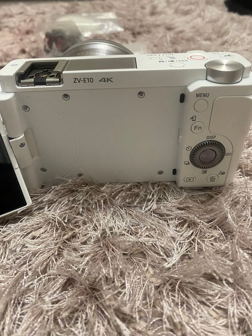 Sony ZV-E10 ホワイト　ミラーレス一眼カメラ