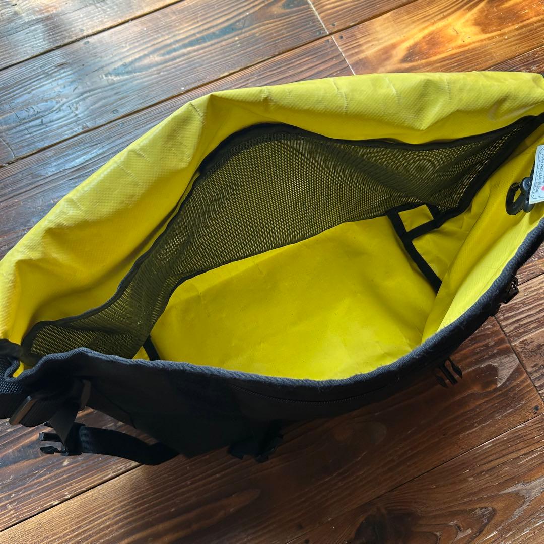 d*m様 PAC DESIGNS パックデザイン メッセンジャーバッグ カナダ製