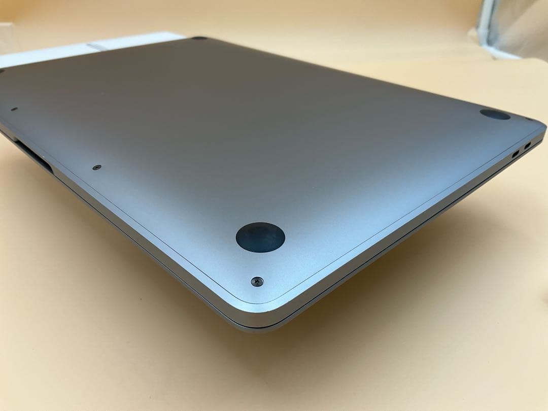 【美品】Macbook Pro 2020 M1 13インチ 16GB/500GB