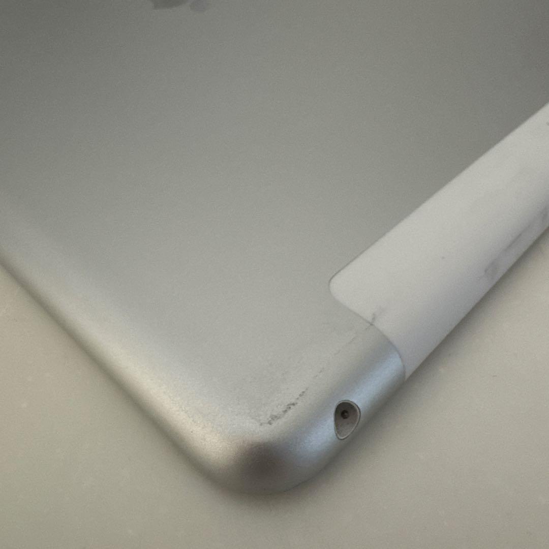 iPad第8世代Wi-Fi+セルラー 32GB【ジャンク品】
