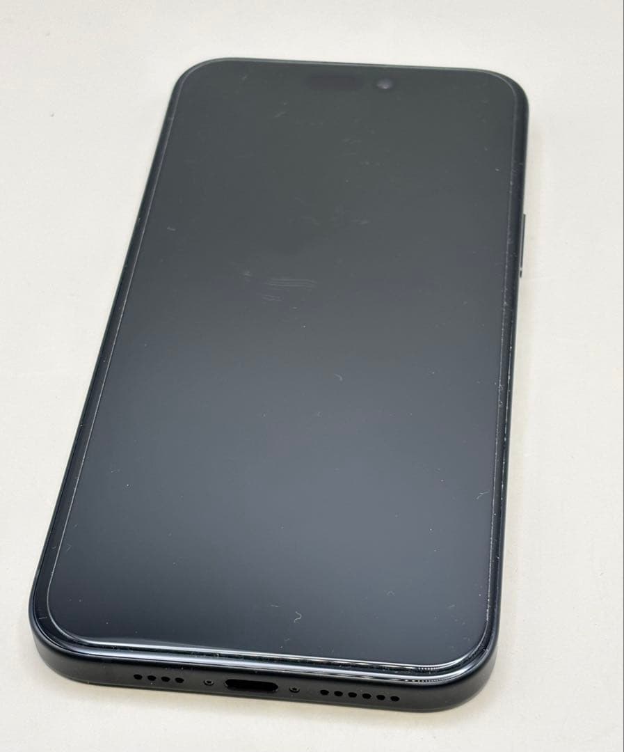 iPhone 15 Plus 128GB バッテリー100％