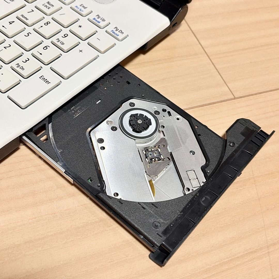 【超美品】NEC LaVie｜Core i3＆メモリ8GB｜初心者・日常使いに◎