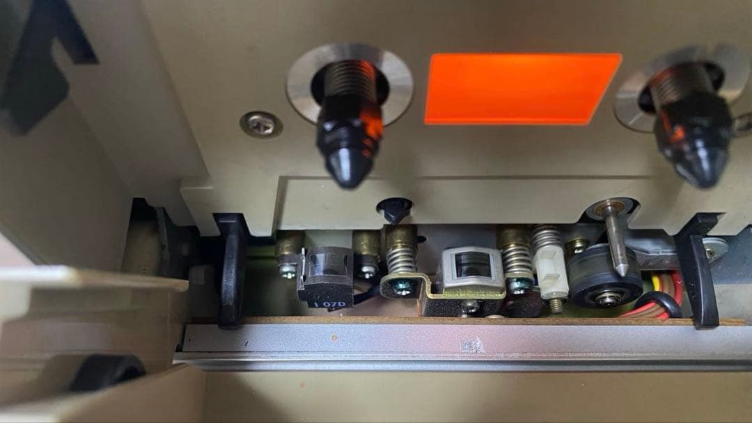 アカイ　カセットデッキ　 GX-F35