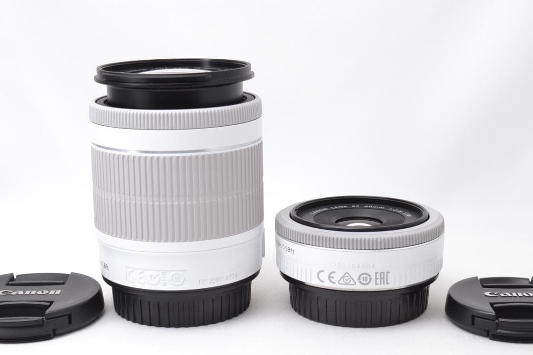 ■ ほぼ新品 ■ キャノン　Canon Kiss X7 ダブルレンズキット