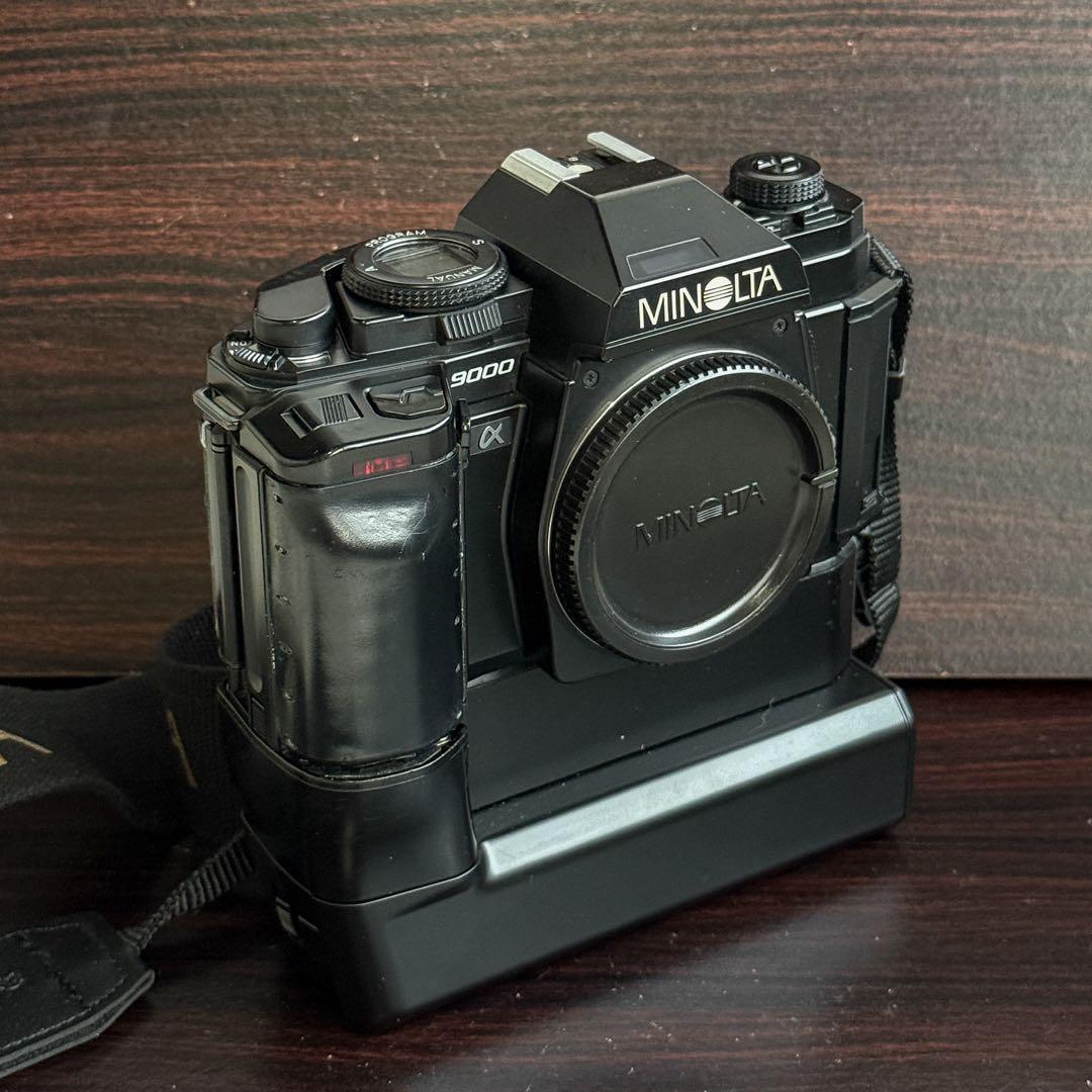 MINOLTA α9000