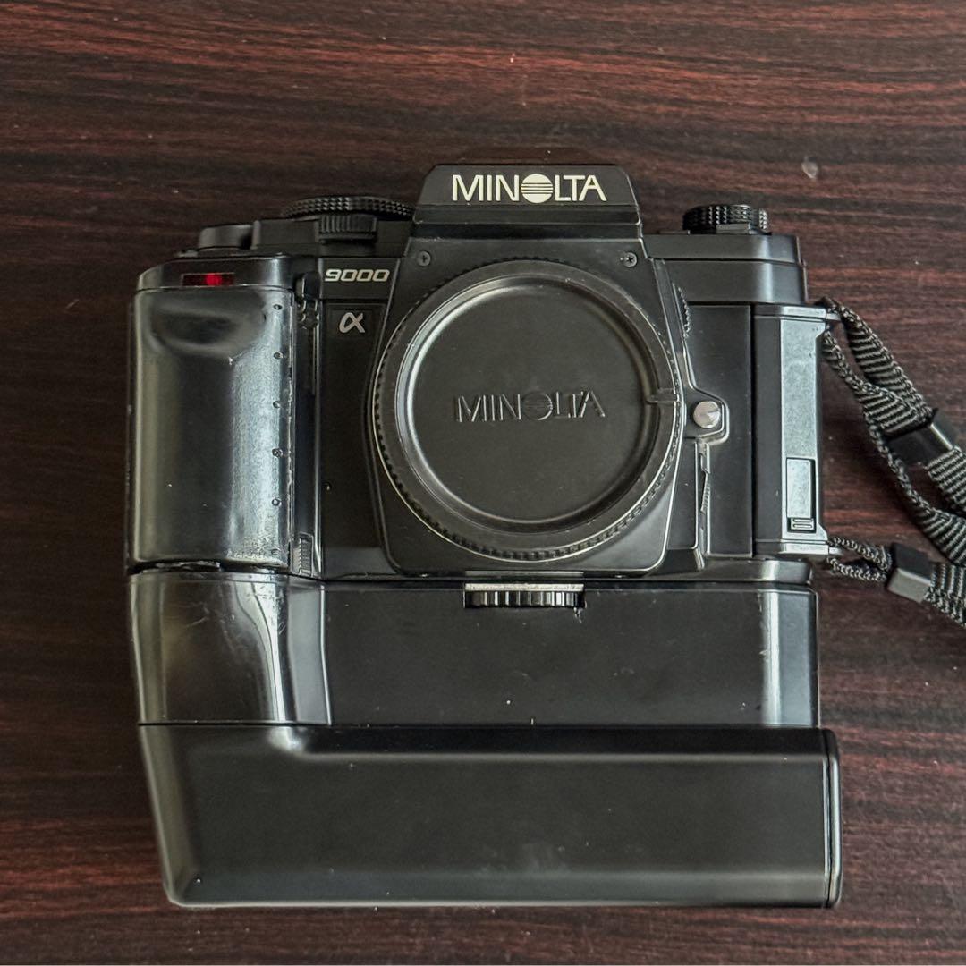 MINOLTA α9000