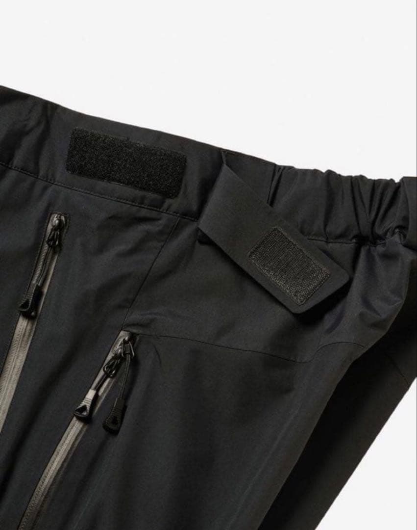 新品タグ付　Mサイズ　ノースフェイス　シュカブラ　スキー　スノーボード　パンツ