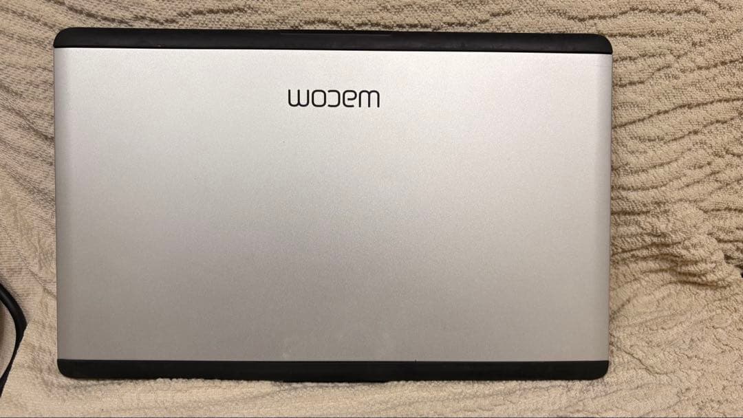 液タブ　WACOM Cintiq Companion Hybrid 13.3型