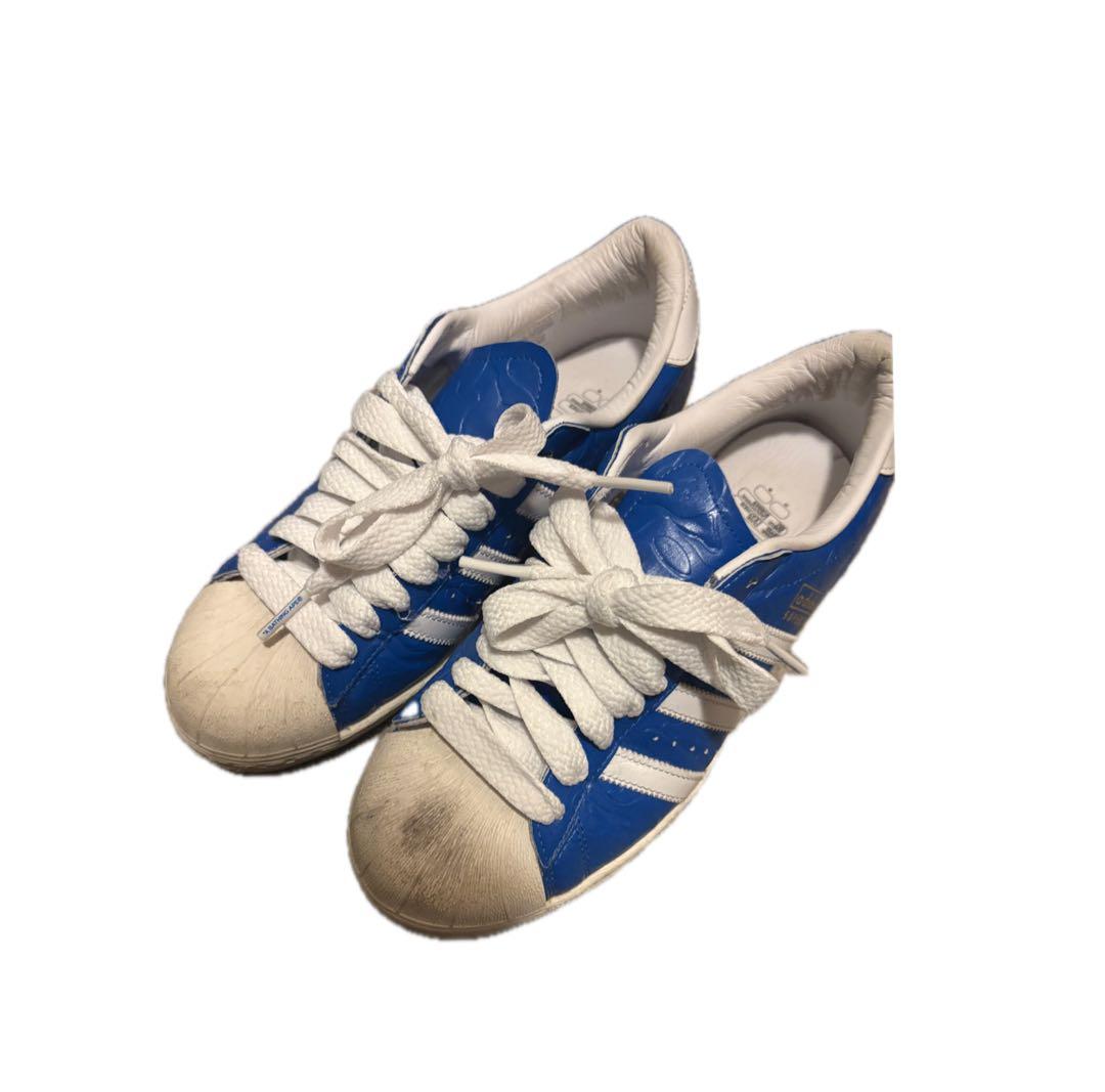 アディダス✖️エイプスニーカー