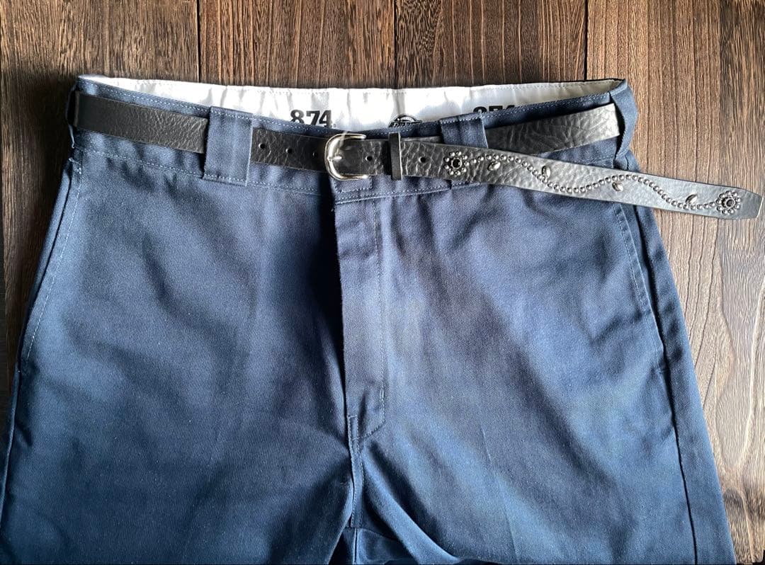 スタッズナローロングベルト　2.4cmシルバーシボ　フラワー　HTC CALEE