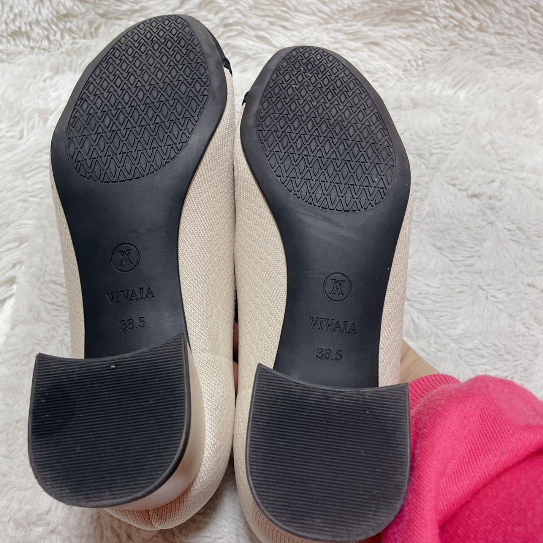 極美品 ビバイア バイカラー パンプス ホワイト アイボリー ブラック ヒール