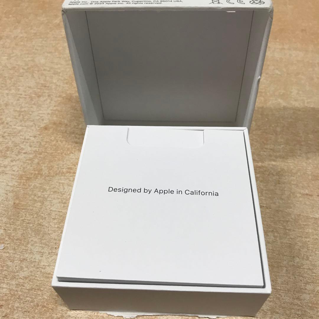 AirPods（第4世代）アクティブノイズキャンセリング搭載　①