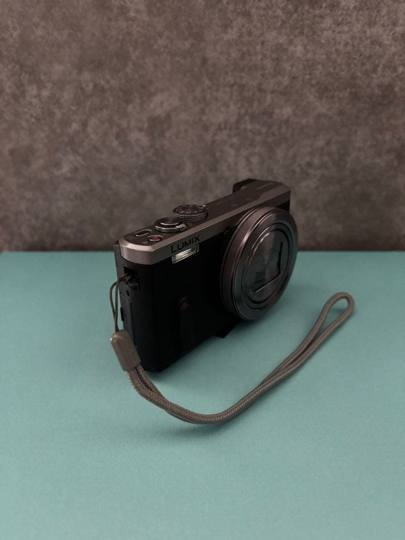 Panasonic LUMIX TZ60 デジタルカメラ