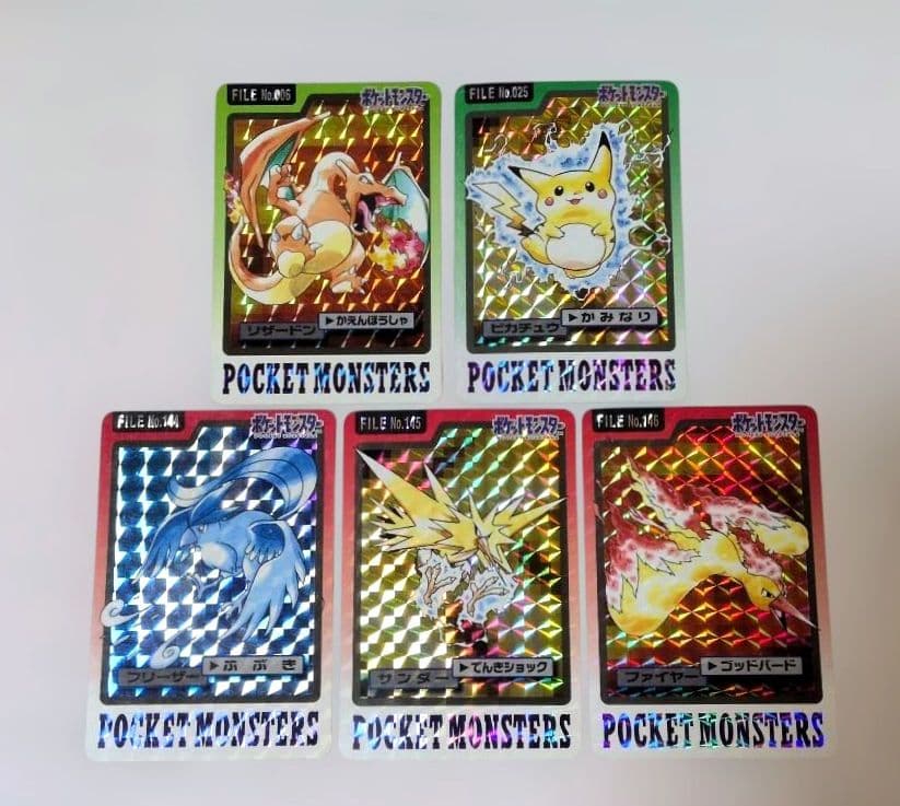 【美品 希少】ポケットモンスター リザードン＆ピカチュウ＆御三家セット　5枚