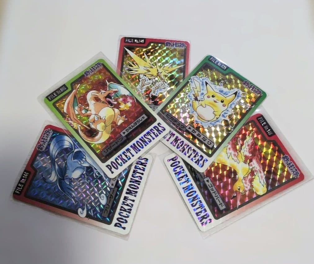 【美品 希少】ポケットモンスター リザードン＆ピカチュウ＆御三家セット　5枚