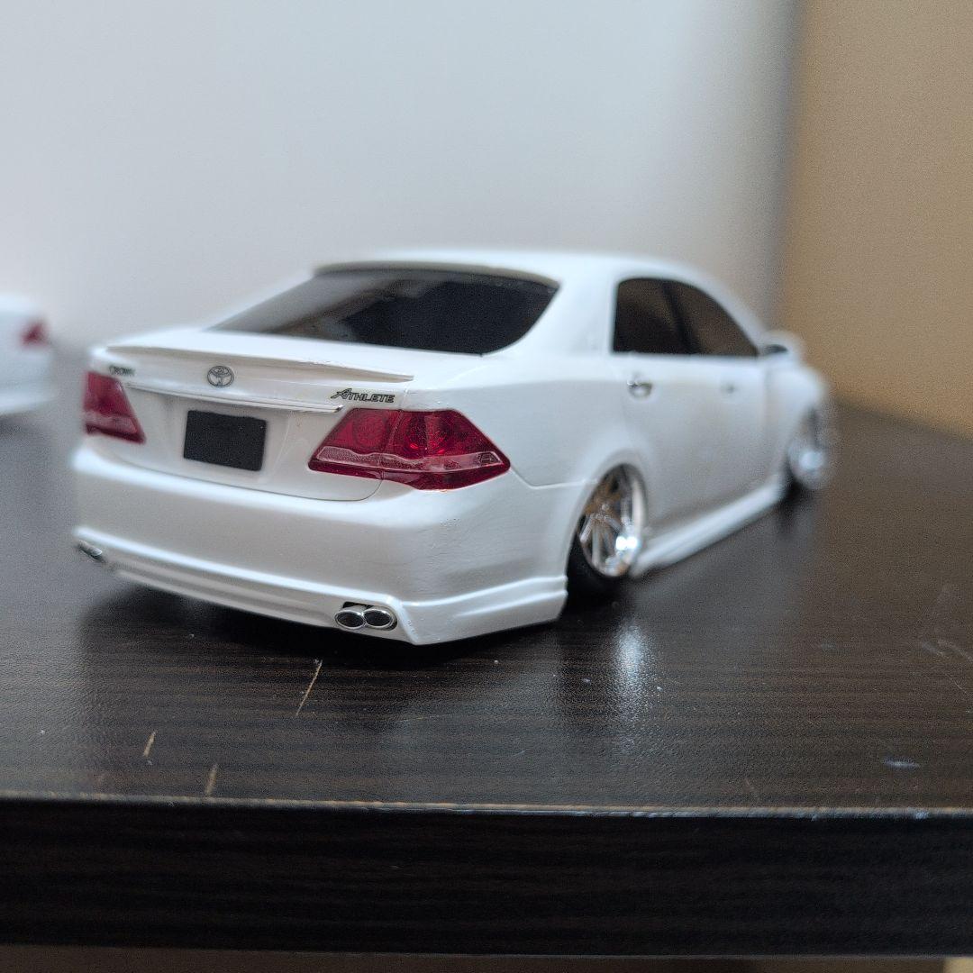 AOSHIMA 1/24スケール プラモデル クラウン セルシオ 本体のみ
