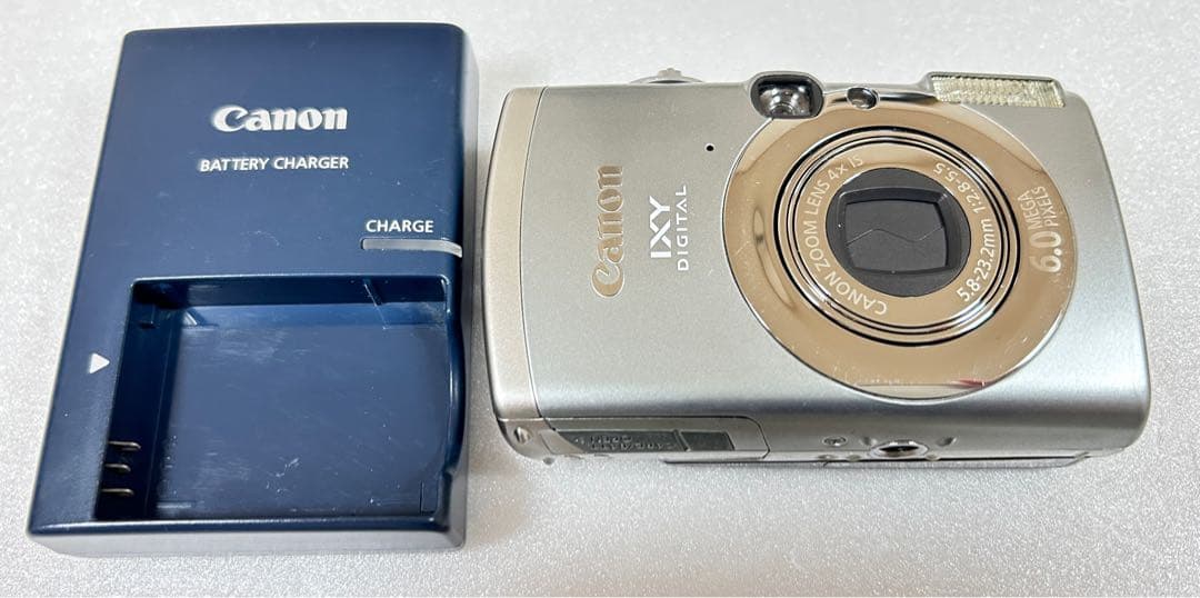 Canon IXY DIGITAL 800ISデジカメ