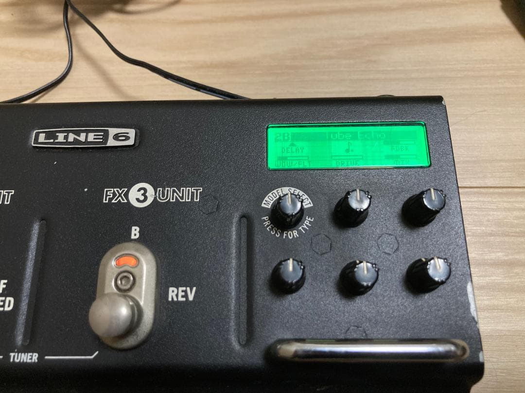 LINE6 M9 Stompbox Modeler（フットペダル付き）