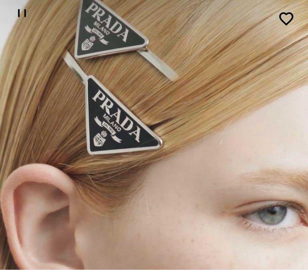 【美品・即日発送】PRADA ヘアピン 黒　一本