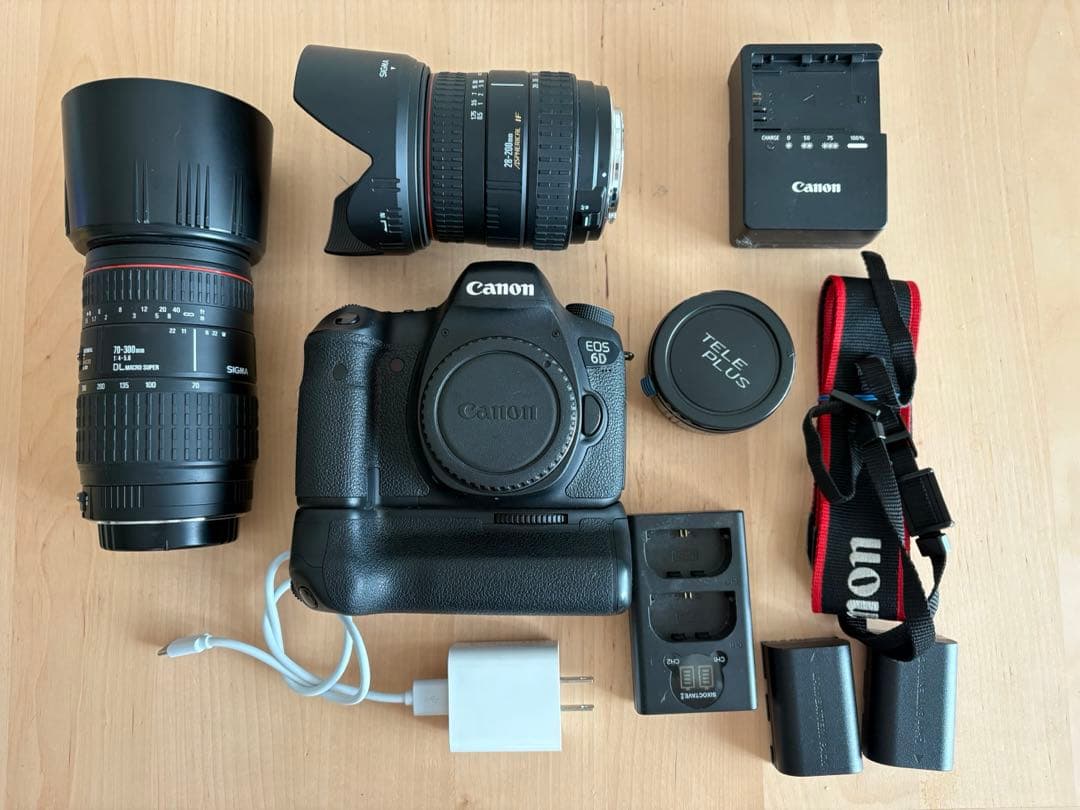 ☆美品☆ Canon 6D フルサイズ　レンズ2本セットバッテリークリップ付き！