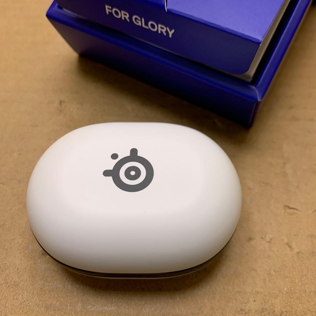 ジャンク　SteelSeries Arctis Gamebuds ホワイト