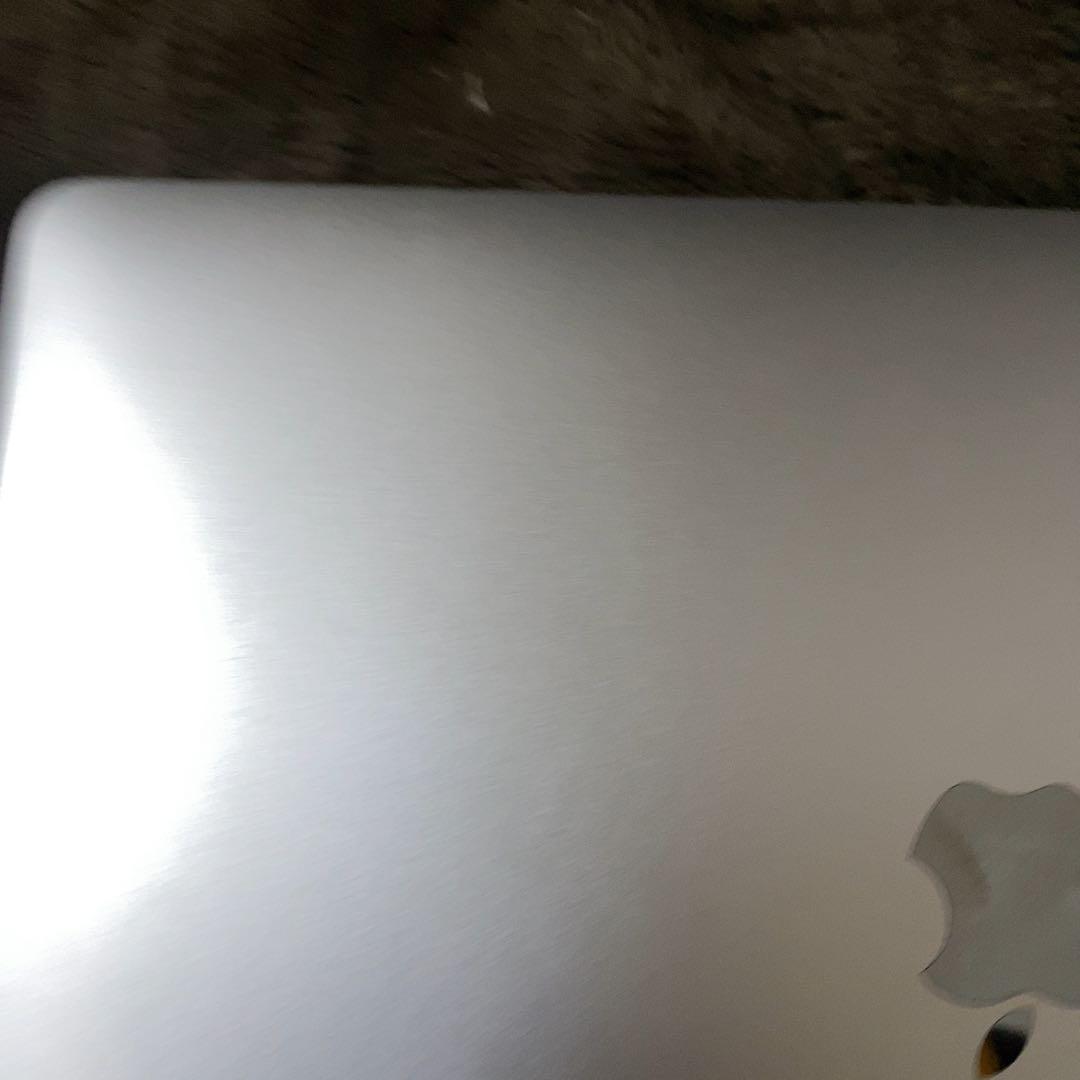 MacBook Air 13インチ M1 16GB 512GB