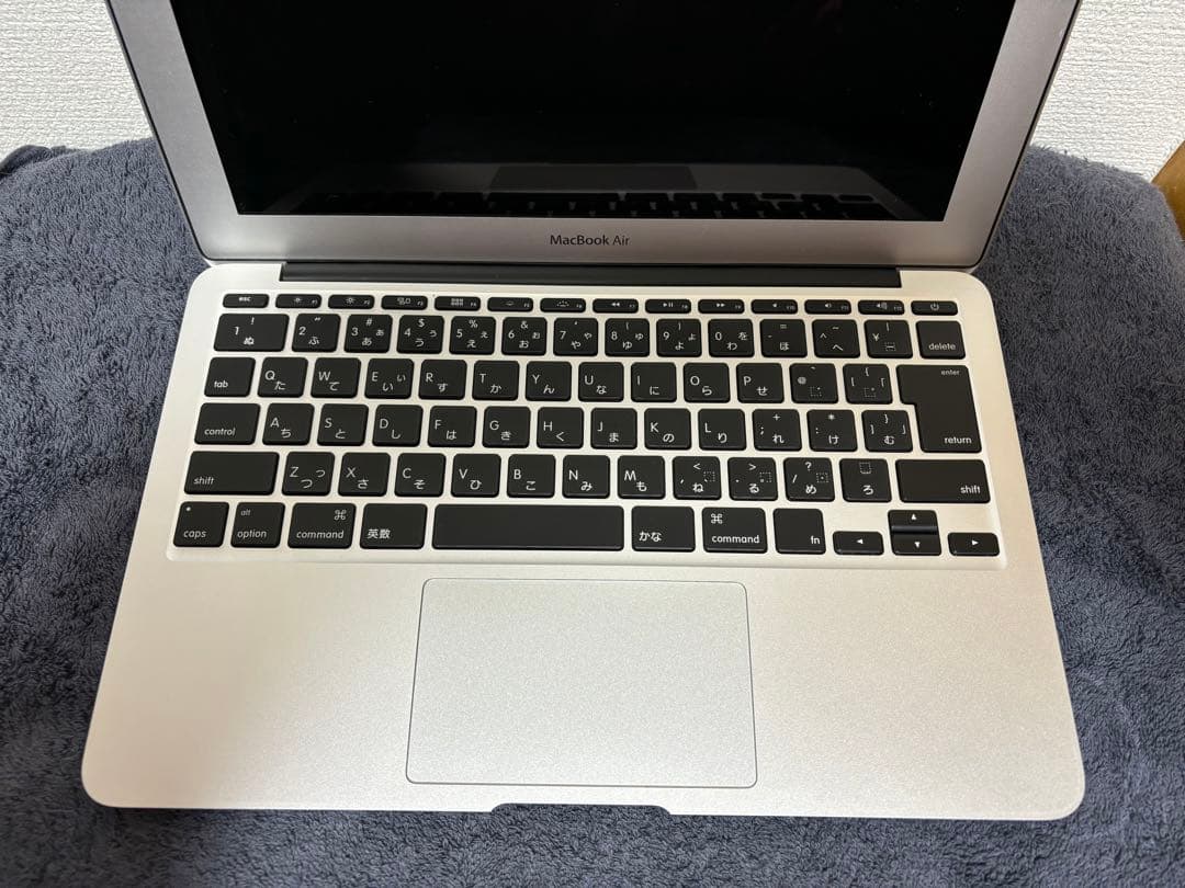 Apple MacBook Air 6.1 シルバー 11インチ