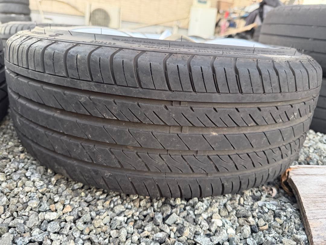 WORK グッカーズ 17インチ　pcd100 4穴