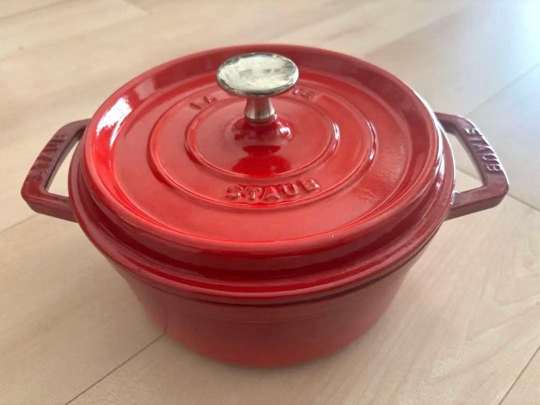 STAUB ラ・ココット チェリー　両手鍋　18センチ