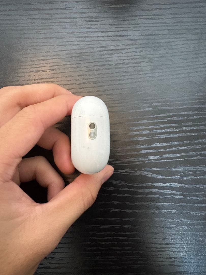 AirPods pro2 充電ケース付き 右耳のみ