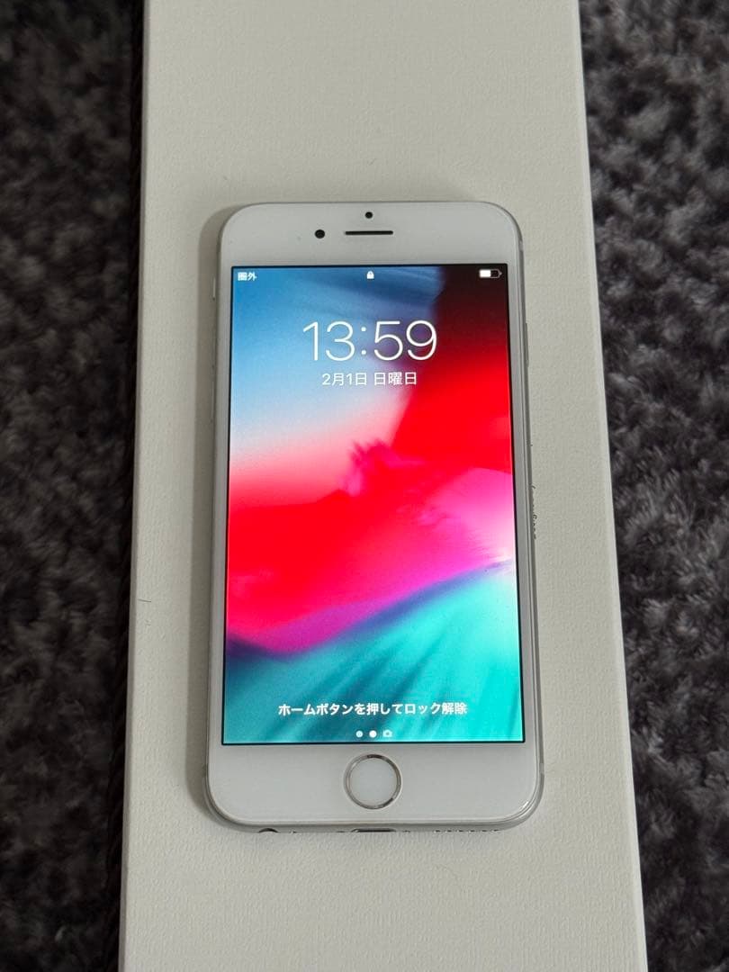 Apple iPhone 6 シルバー 本体 64GB 100%