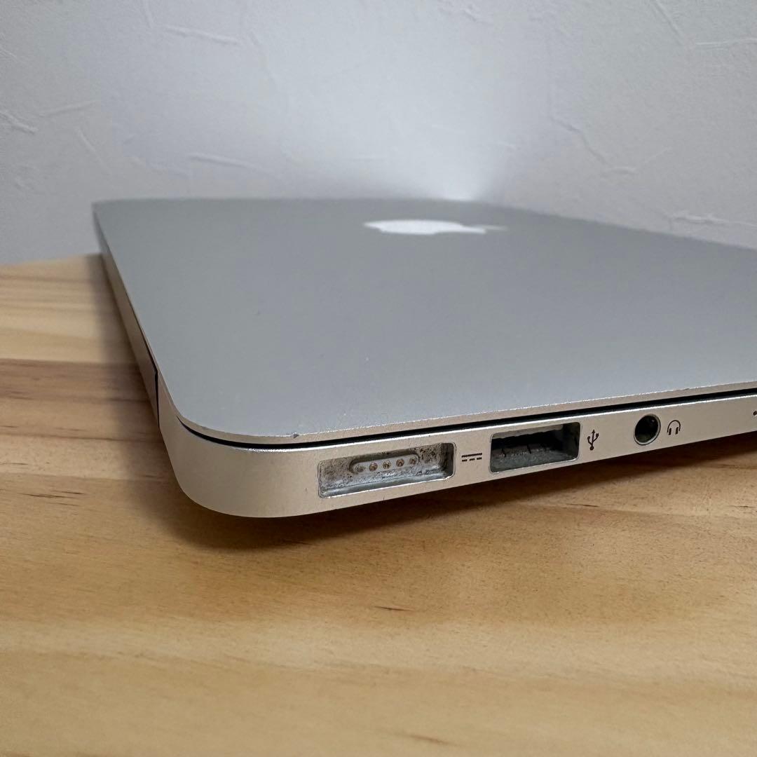 MacBookAir 2015 11インチ i5 メモリ8GB 256GB