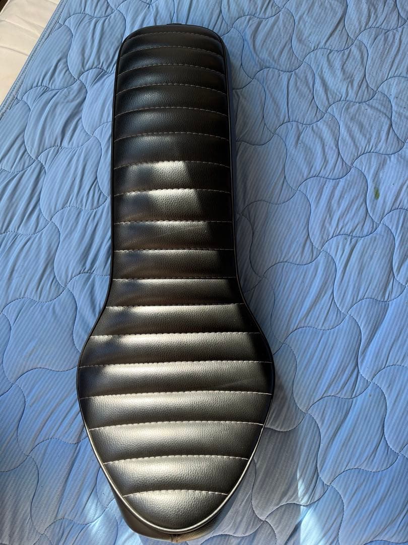 che専用シャドウ400 コブラシート タックロール　ガレージT&F