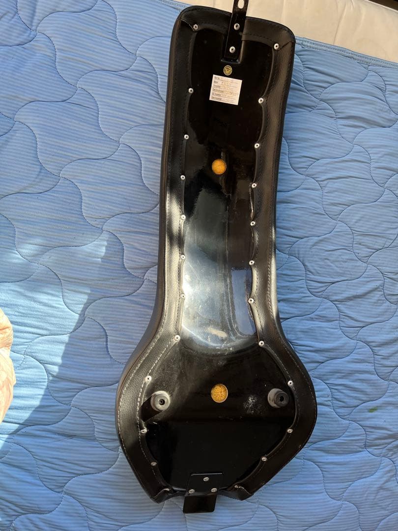 che専用シャドウ400 コブラシート タックロール　ガレージT&F