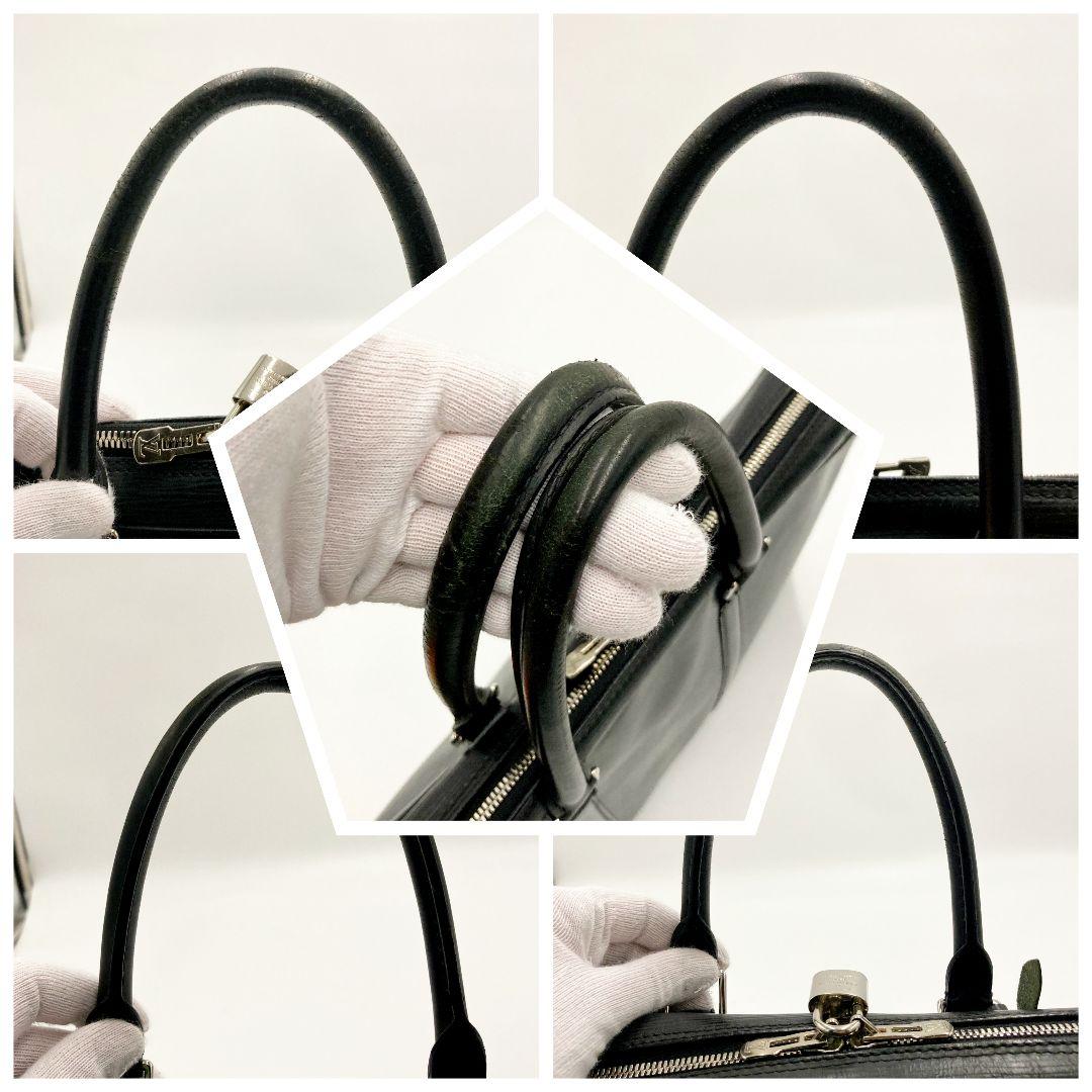 正規品 ルイヴィトン エピ ポルトドキュマン ヴォワヤージュ ビジネスバッグ