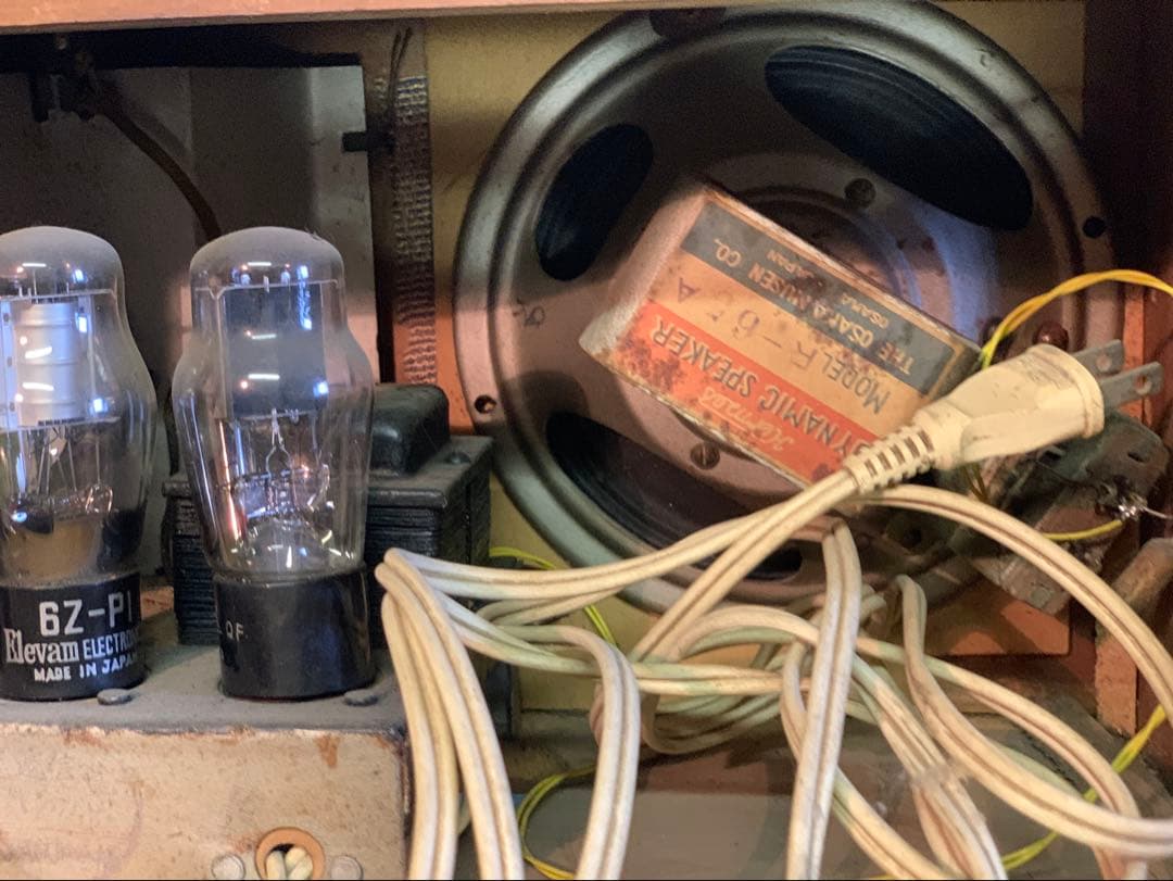 骨董品　真空管ラジオ　ジェネラル(八欧無線)　昭和アンティーク　蔵出し品