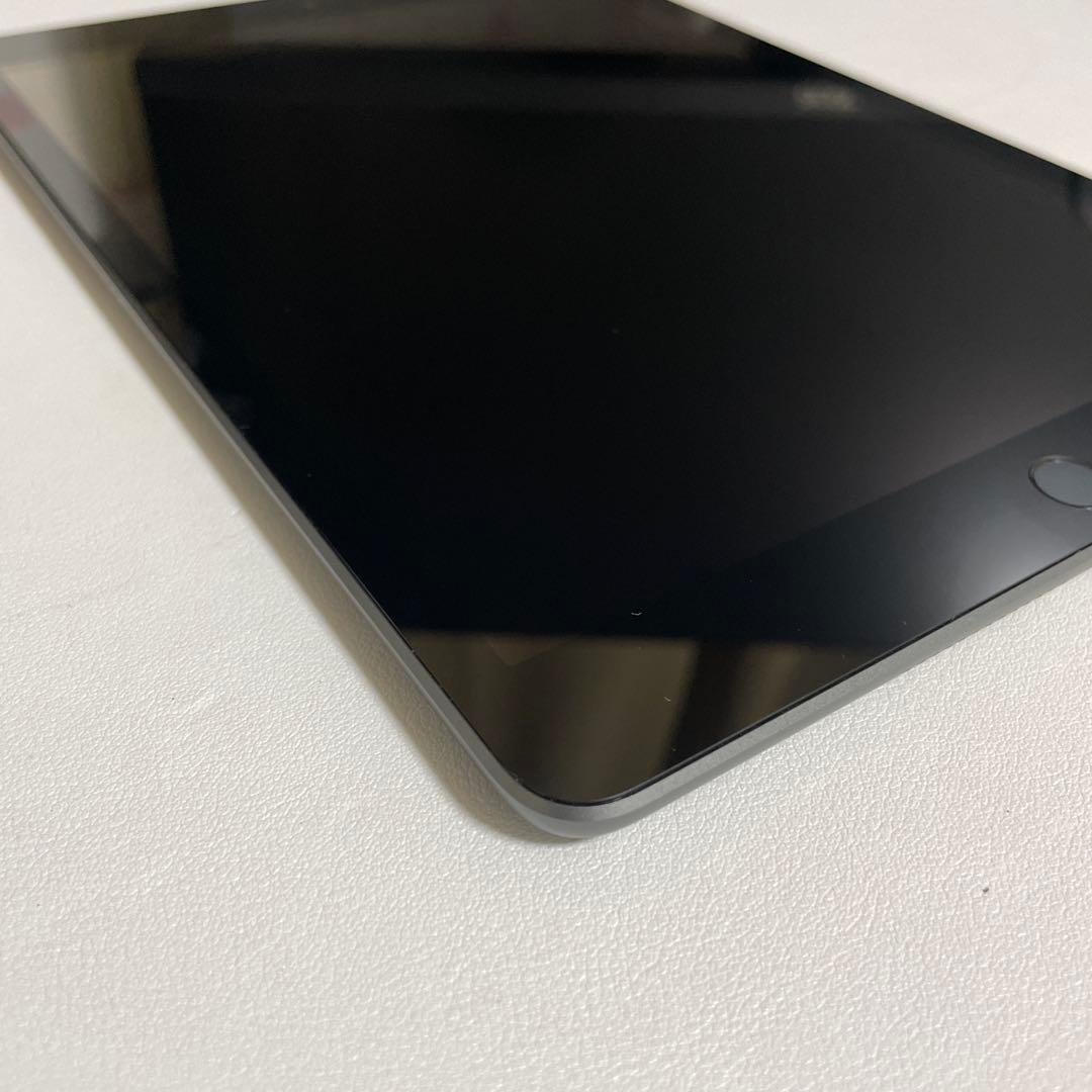 iPad (第9世代) Wi-Fi+Cellular 64GB スペースグレイ