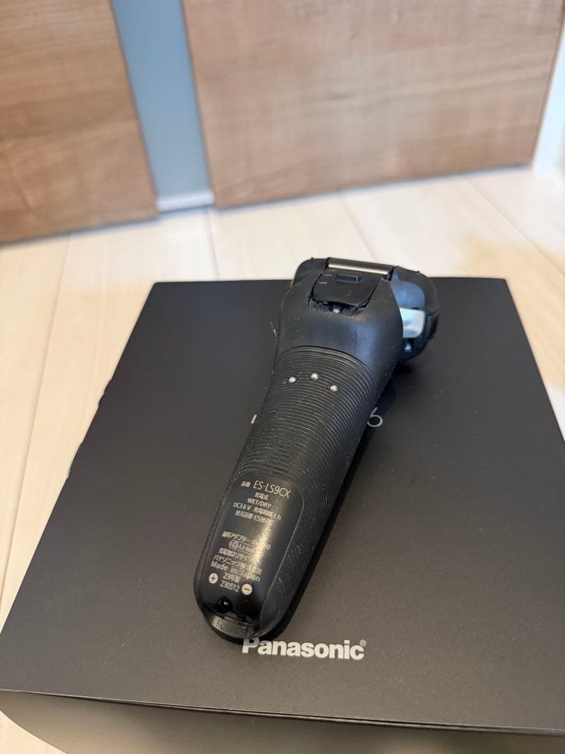 Panasonic ラムダッシュPRO ６枚刃 ES-LS9CX