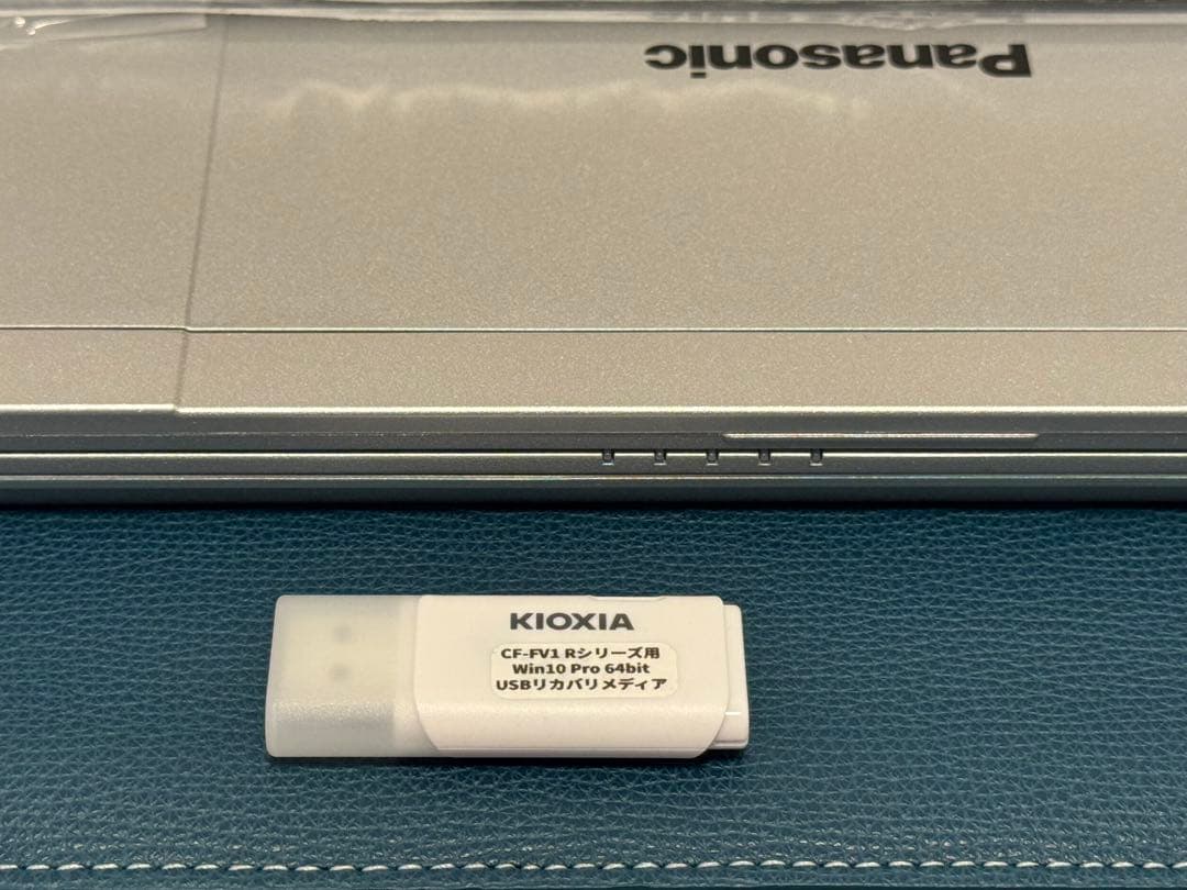 【超美品】累計230時間CF-FV1RFAVS LTE SIMフリー本革ケース付