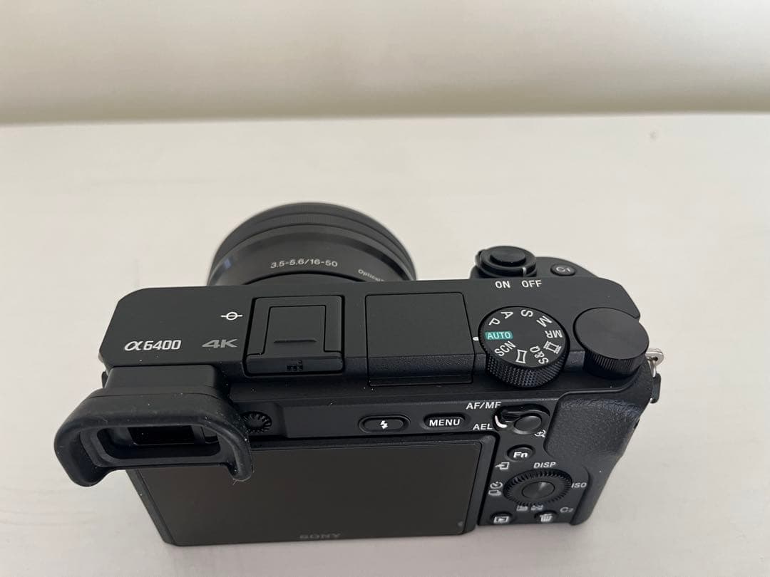 美品 SONY α6400 デジタルカメラ 本体とレンズセット