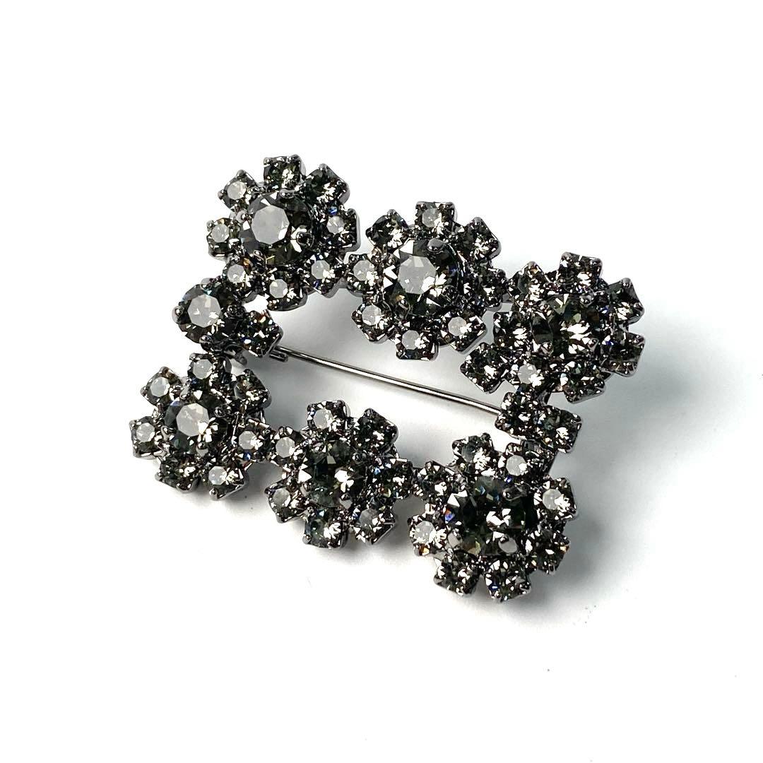 未使用 Roger Vivier エフロレッセンス ブローチ ラインストーン