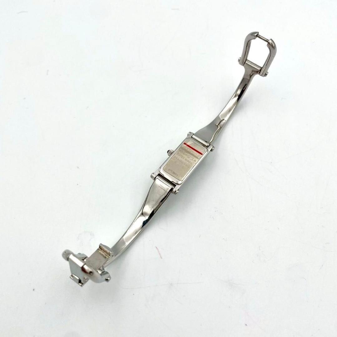 389 新品電池 グッチ 1500L 腕時計クオーツ スクエア バングルウォッチ