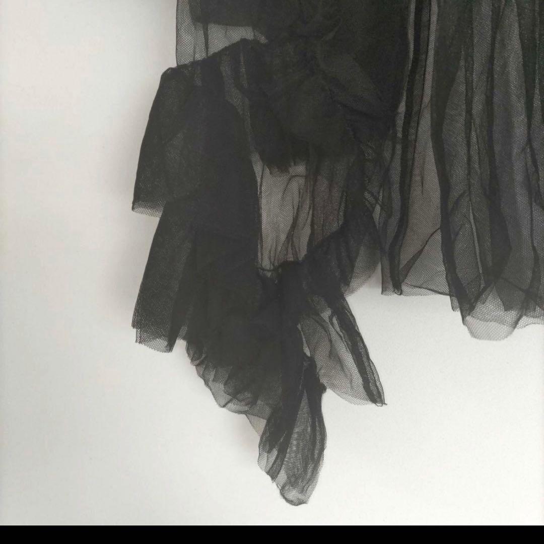 フリル付きオフショルダートップス ブラック