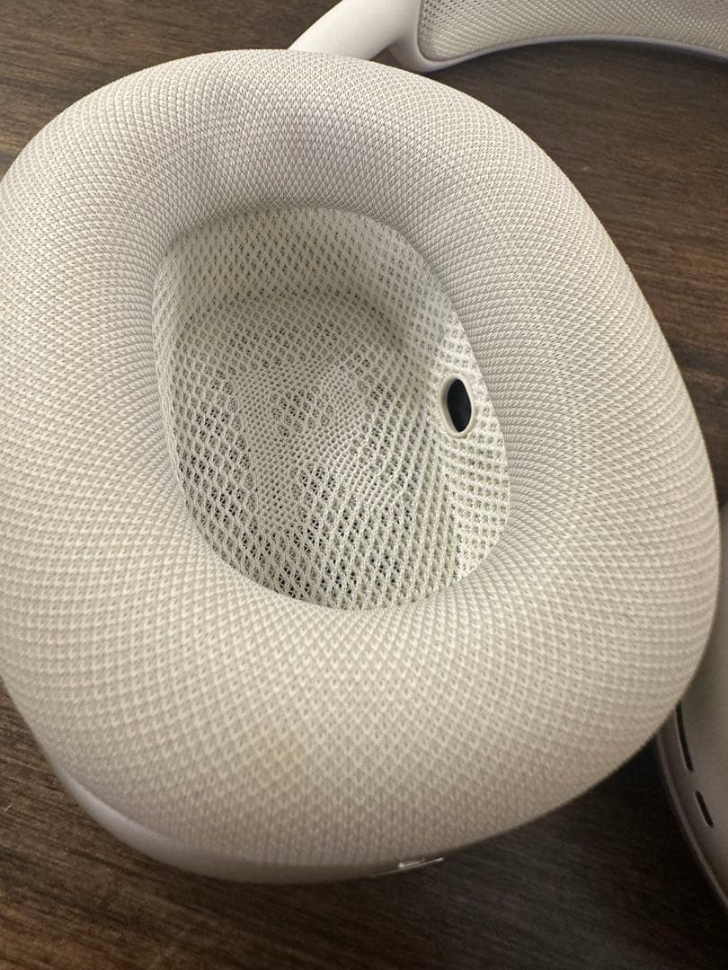 ヘッドホン AIrpods Max