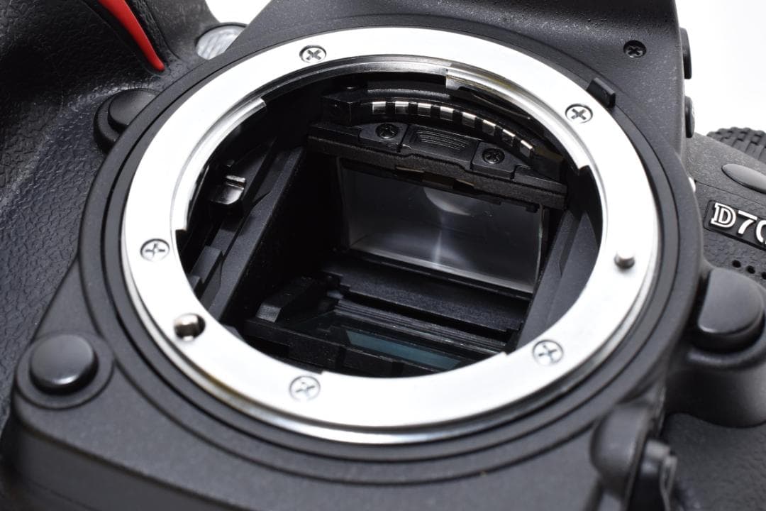 ★撮影枚数7,732枚・美品★ ニコン D7000 ボディ #21125