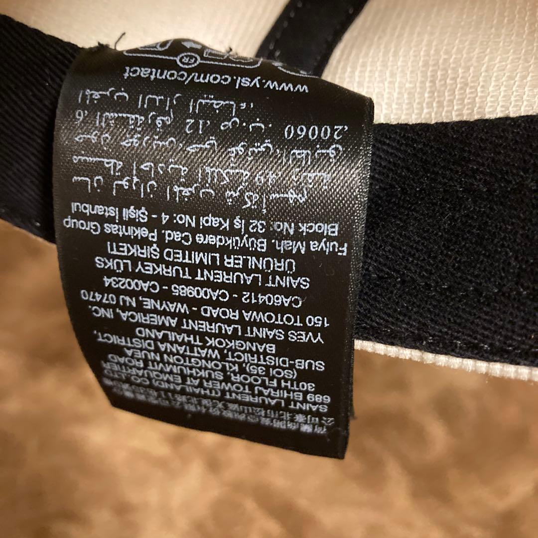 サンローラン　キャップ　アイボリー